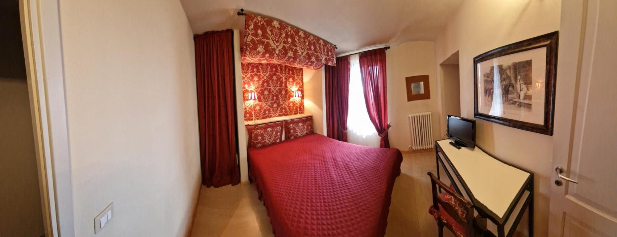 Bed and Breakfast Antica Casa Menetti B E B Сестола Экстерьер фото