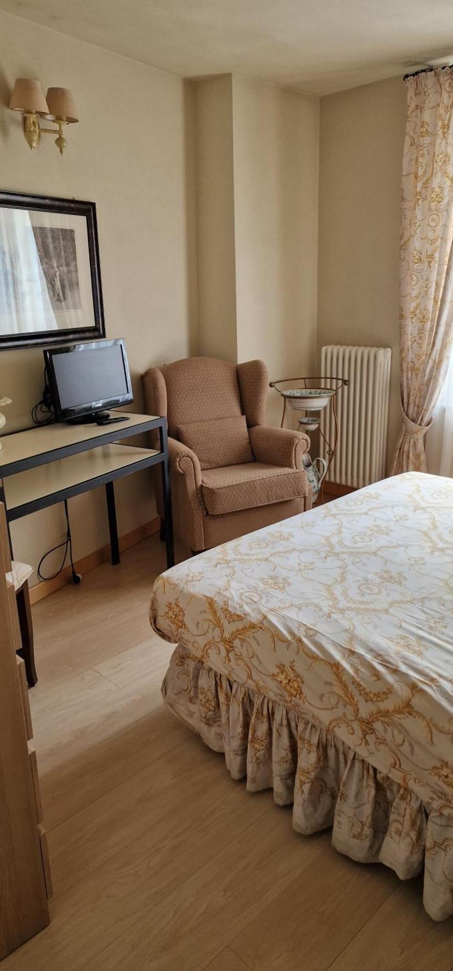 Bed and Breakfast Antica Casa Menetti B E B Сестола Экстерьер фото